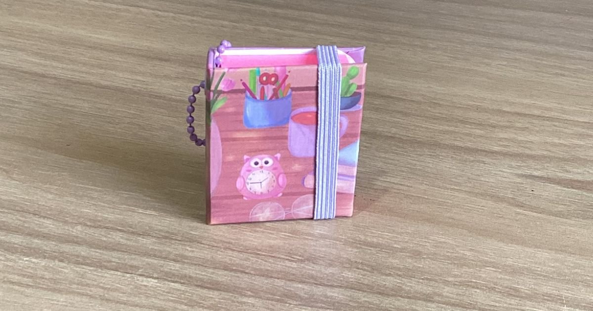 chaveiro-post-it-roxo Como fazer chaveiro post-it para o dia dos professores